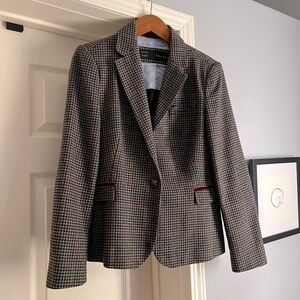 Women’s Fitted Blazer, Zara, Size XL (but fits better size M)